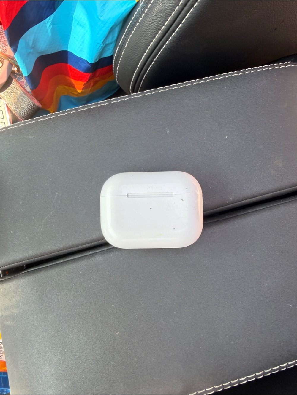 Apple White Earbuds Charging Case